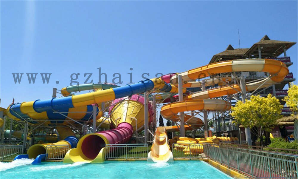 如何选择合适的设备供应商建造水上乐园?