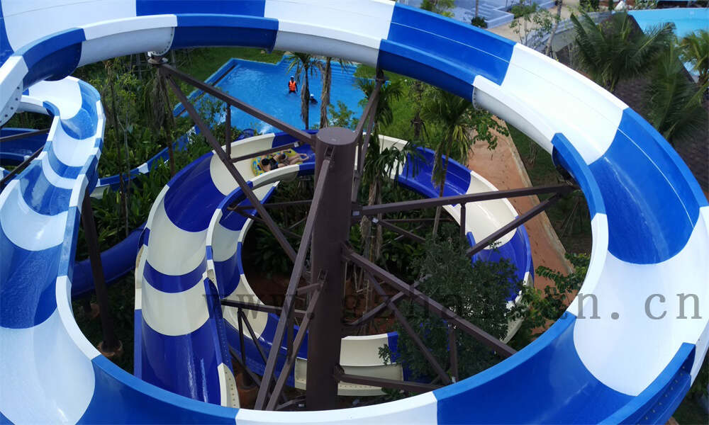 儿童水上乐园设备设计:打造寓教于乐的亲水天地