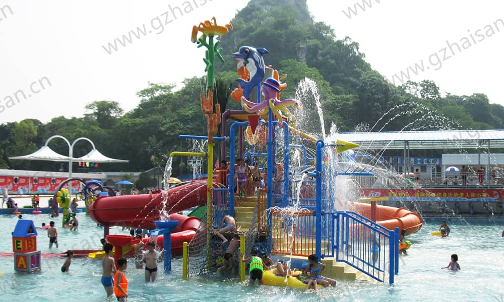 广西柳州雀山公园水上世界小水屋 广西柳州雀山公园水上世界小水屋